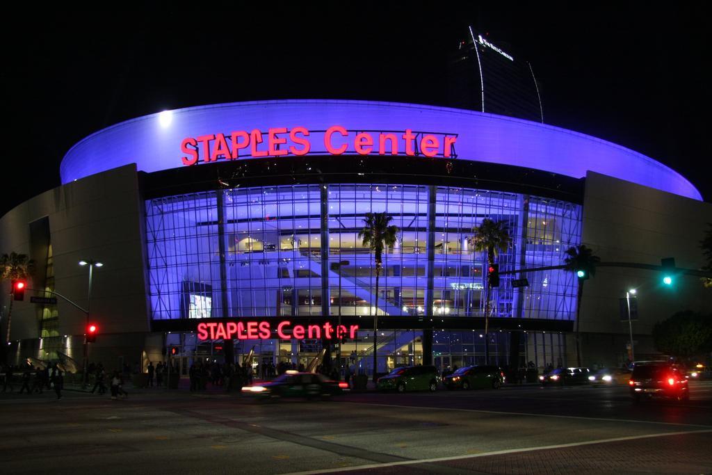 Lax Stadium 2* Lennox
