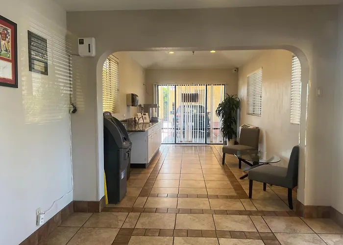 Lax Stadium Inn