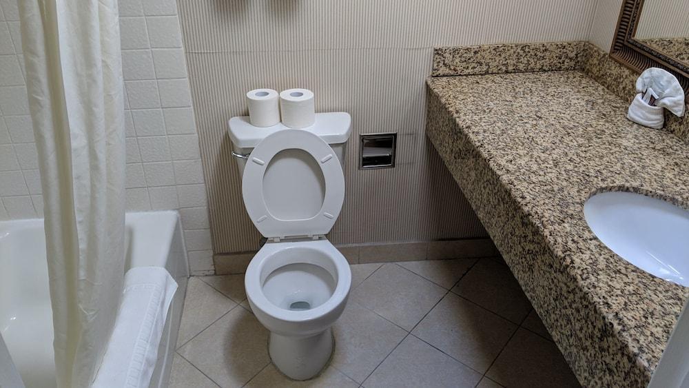 Lax Stadium 2* Lennox