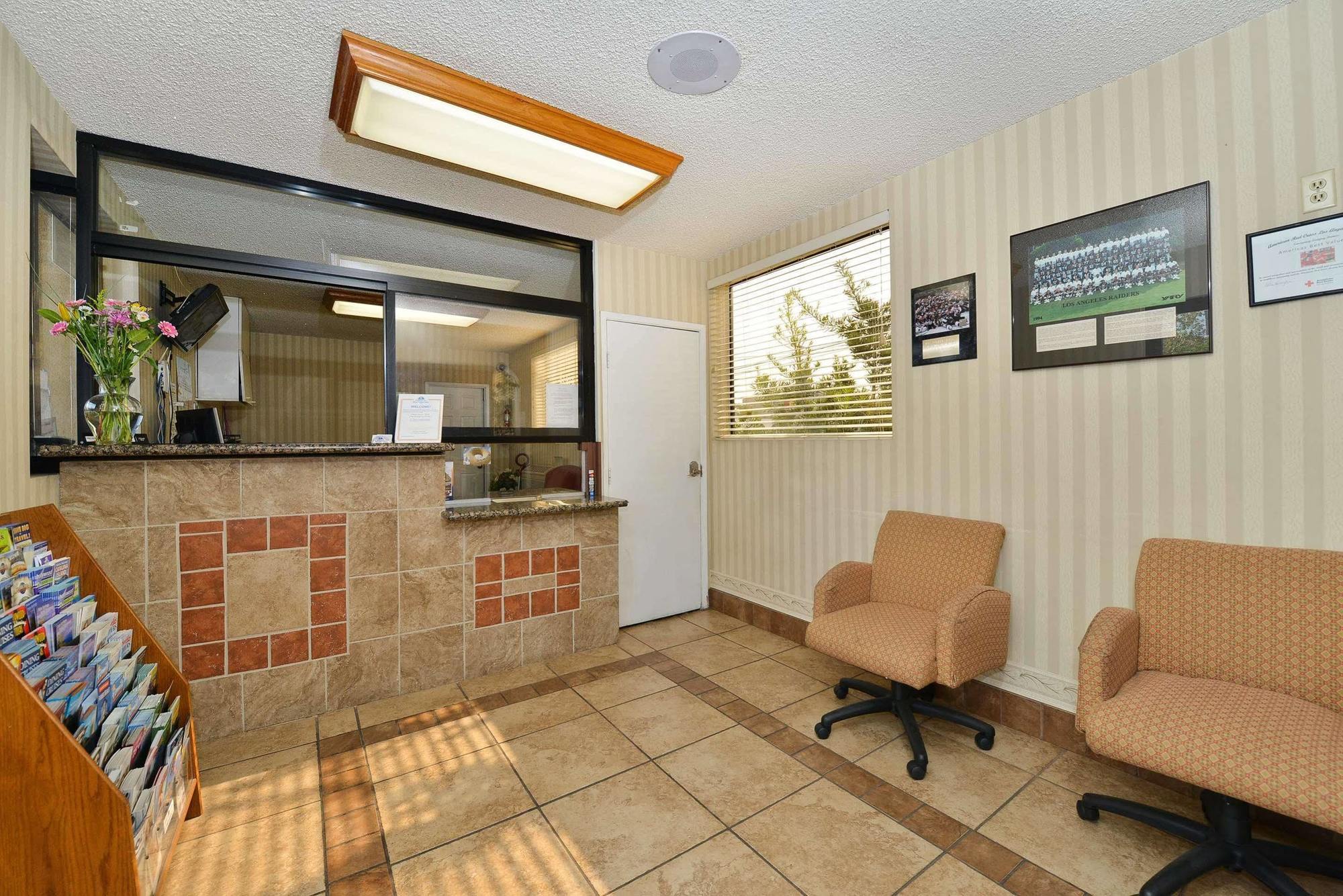 Lax Stadium Hotel Lennox