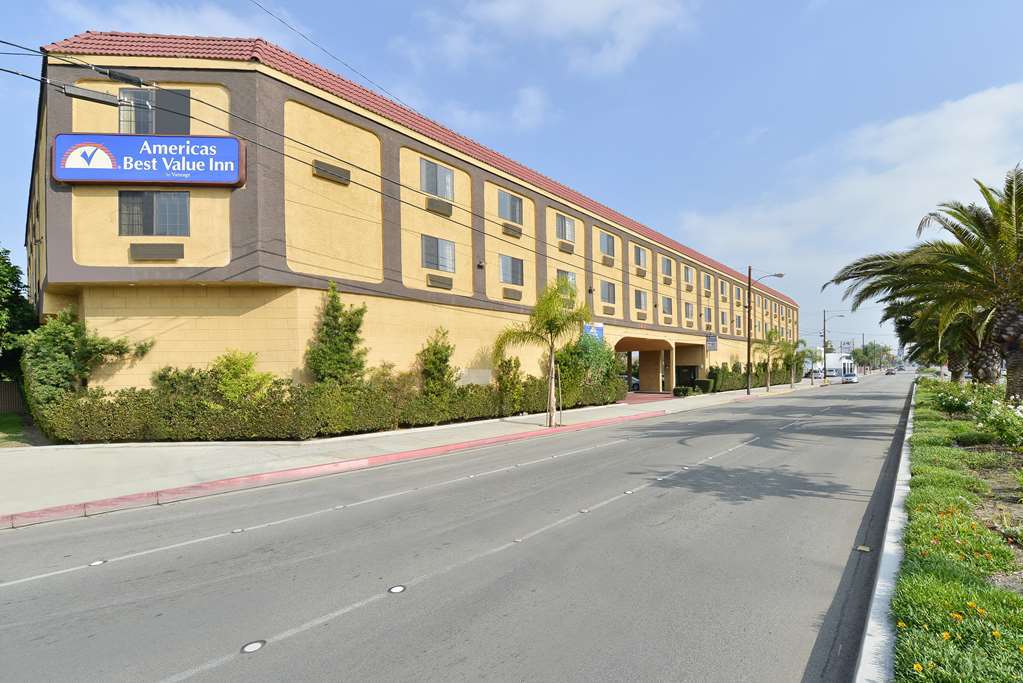 Lax Stadium 2*