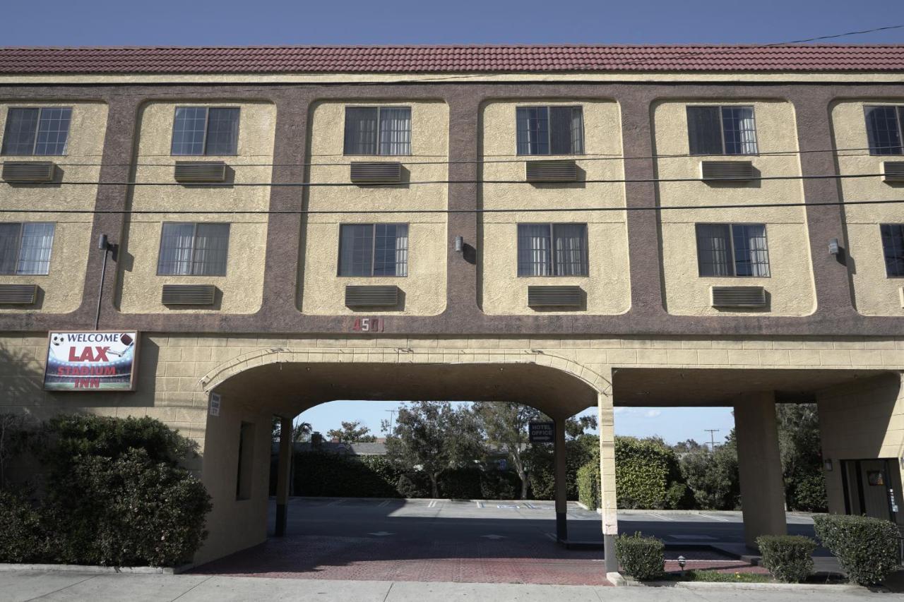 Hotel Lax Stadium 2*