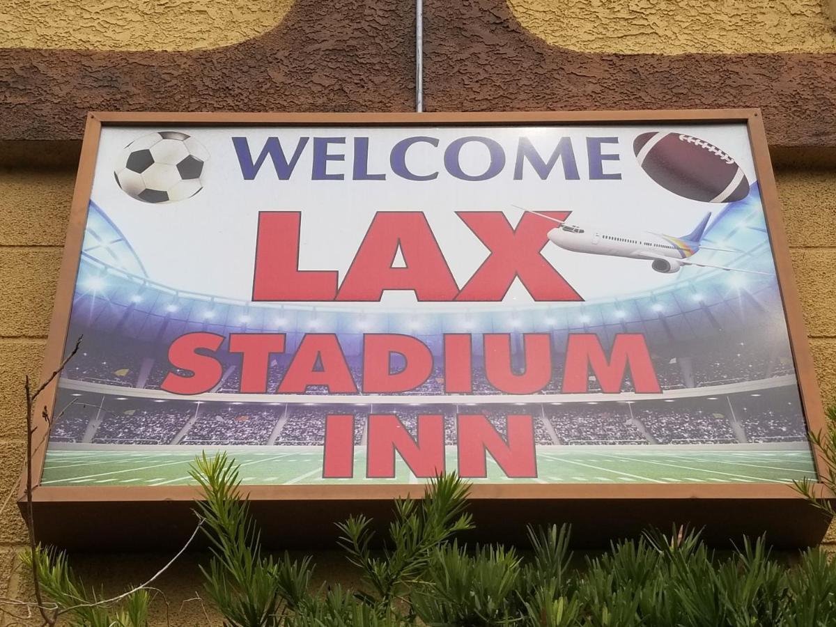 Lax Stadium Hotel